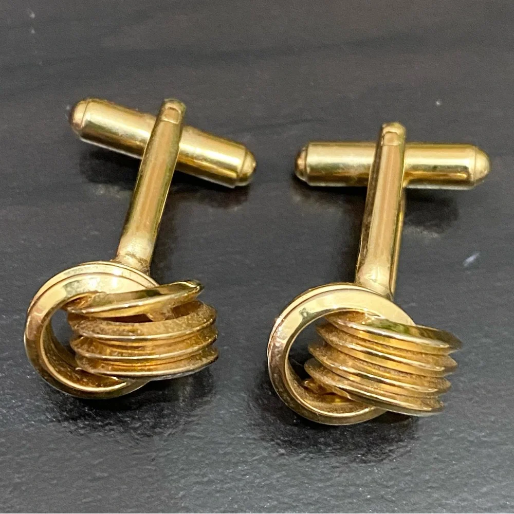 Vintage Unsigned Gold-tone Love Knot Cufflinks